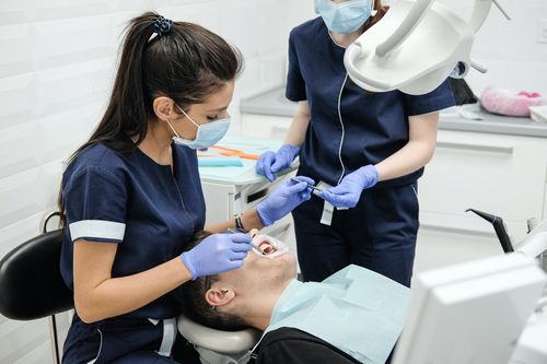 Роль ассистента стоматолога в клинике
